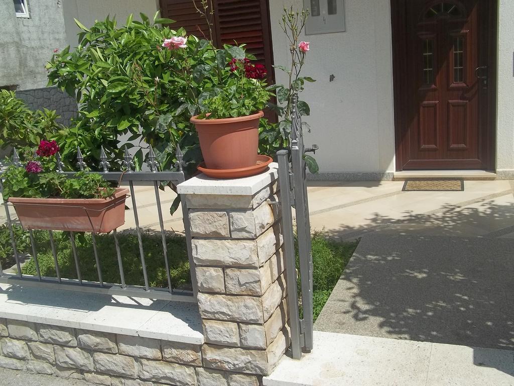 Apartments Ars Vivendi Трогир Екстериор снимка
